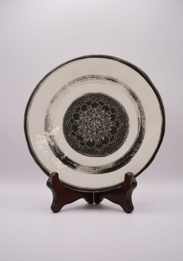Assiette mandala "pinceau japonais"