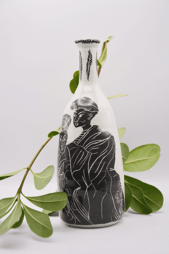 Vase geishas